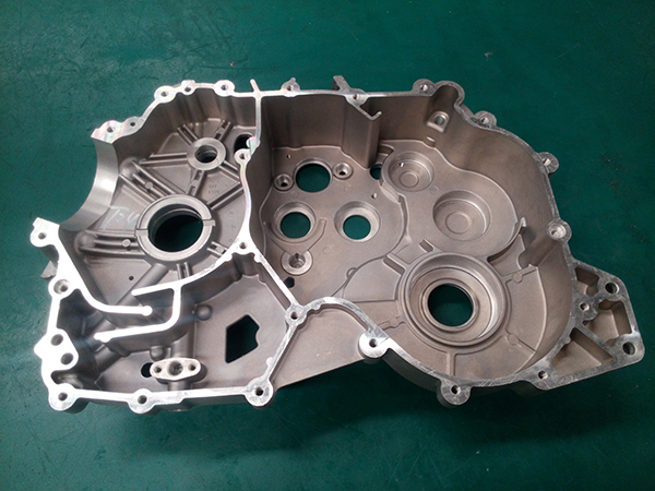 DSW500右箱体.jpg
